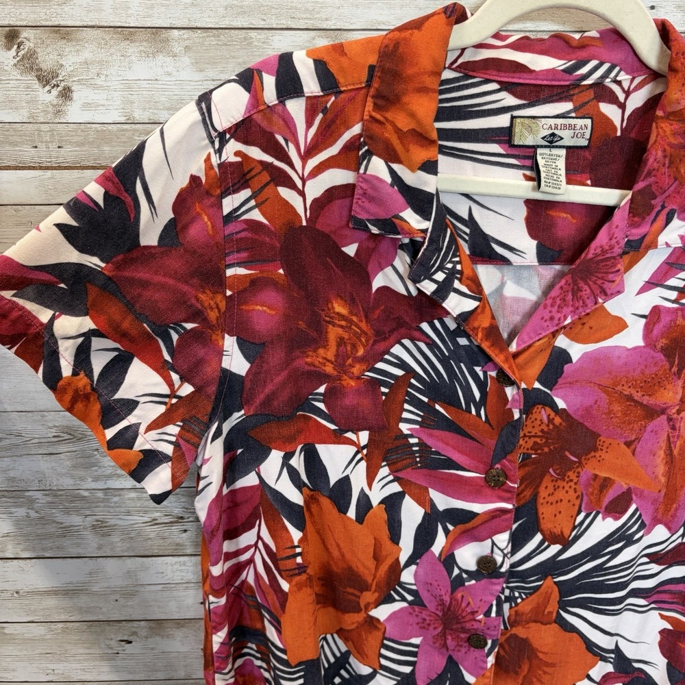 Vintage Caribbean Joe Womens L Hawaiian Shirt Pink Fuchsia Floral Hibiscus Rayon